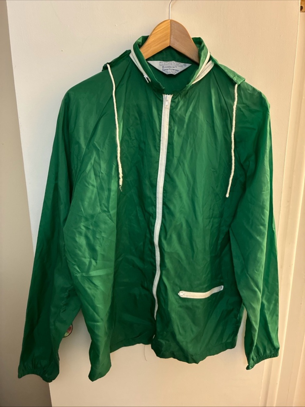 VTG Retro Sportswear Green Hollywood Nylon Windbreaker Sz Medium 1970s Hood